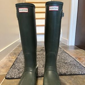 Hunter Women’s Original Tall Rain Boot Sz 10